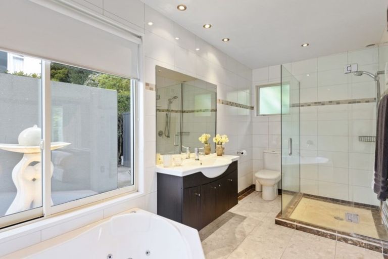 Photo of property in 7 Gleneagles Terrace, Ilam, Christchurch, 8053