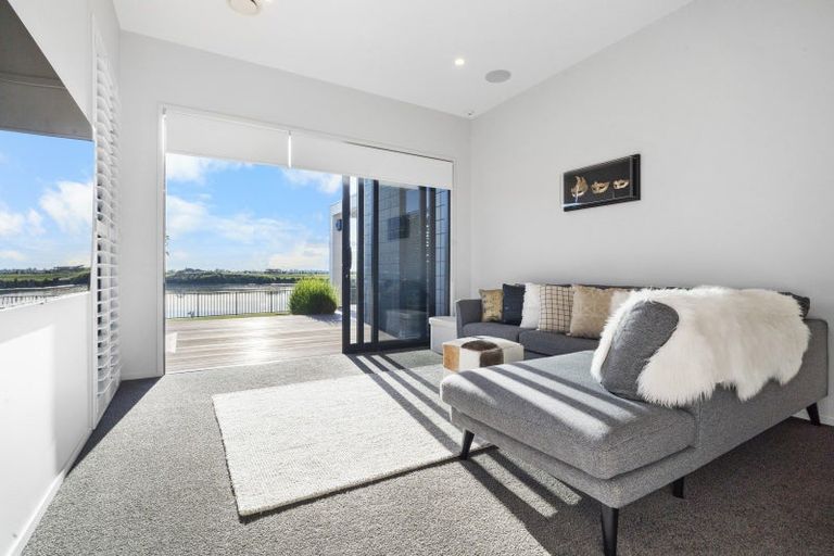 Photo of property in 67 Milano Boulevard, Karaka, Papakura, 2113