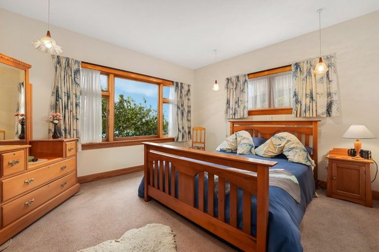 Photo of property in 40 Saint Andrews Hill Road, Mount Pleasant, Christchurch, 8081