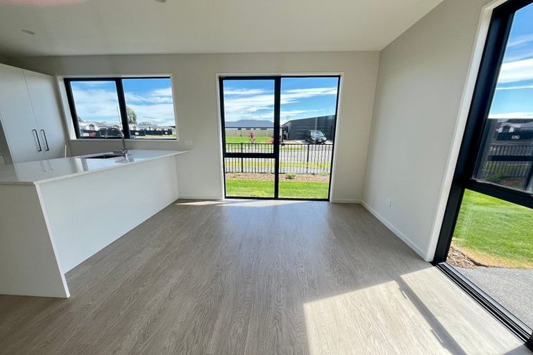 Photo of property in 1 Comer Street, Halswell, Christchurch, 8025