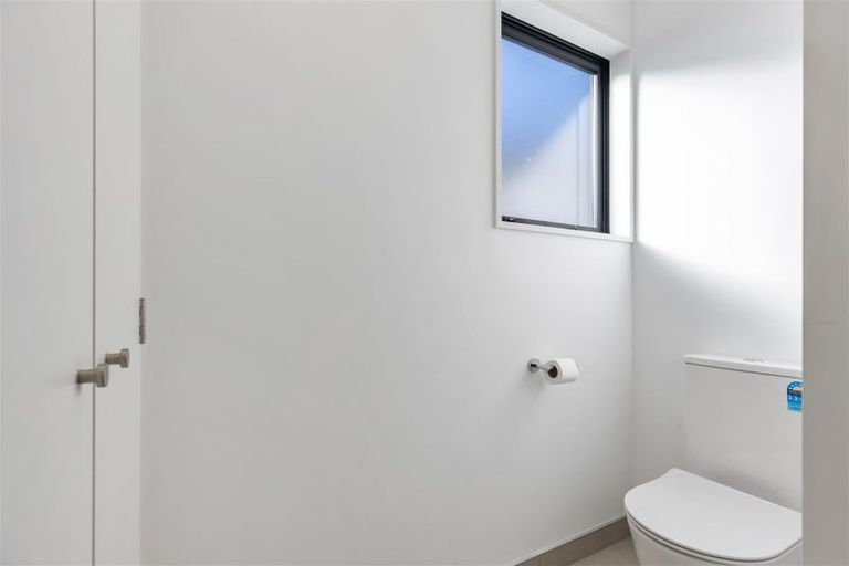 Photo of property in 4a Howe Street, New Brighton, Christchurch, 8083