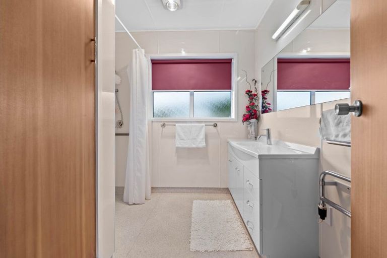 Photo of property in 129 Balmoral Drive, Tokoroa, 3420