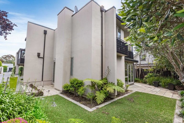 Photo of property in 56 Brighton Road, Parnell, Auckland, 1052