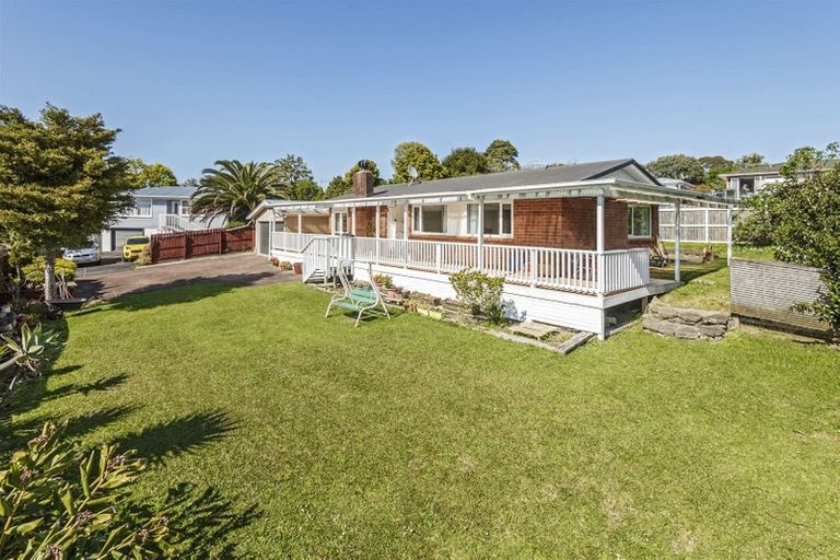 Photo of property in 20 Mcphail Street, Birkdale, Auckland, 0626