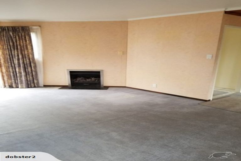 Photo of property in 1/104 Mokoia Road, Birkenhead, Auckland, 0626