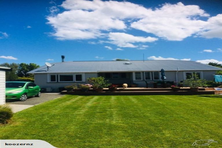 Photo of property in 8 Tawa Street, Tokomaru, Palmerston North, 4474