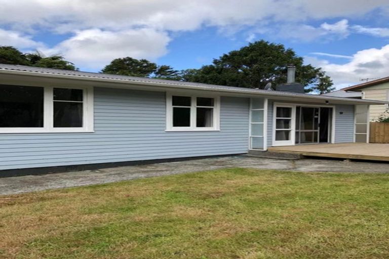 Photo of property in 9 Gribble Grove, Stokes Valley, Lower Hutt, 5019