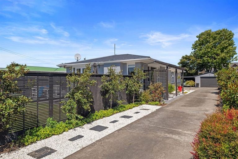 Photo of property in 301 Sawyers Arms Road, Bishopdale, Christchurch, 8053