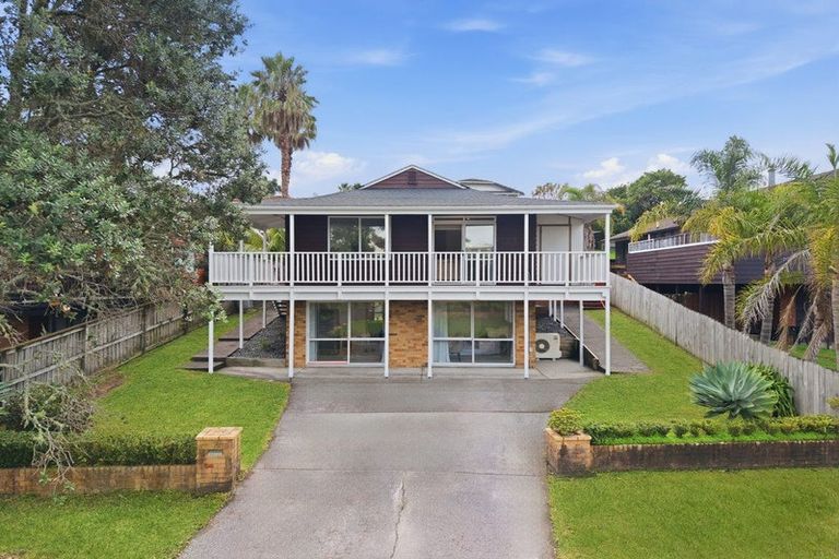 Photo of property in 7a Sailfish Drive, West Harbour, Auckland, 0618