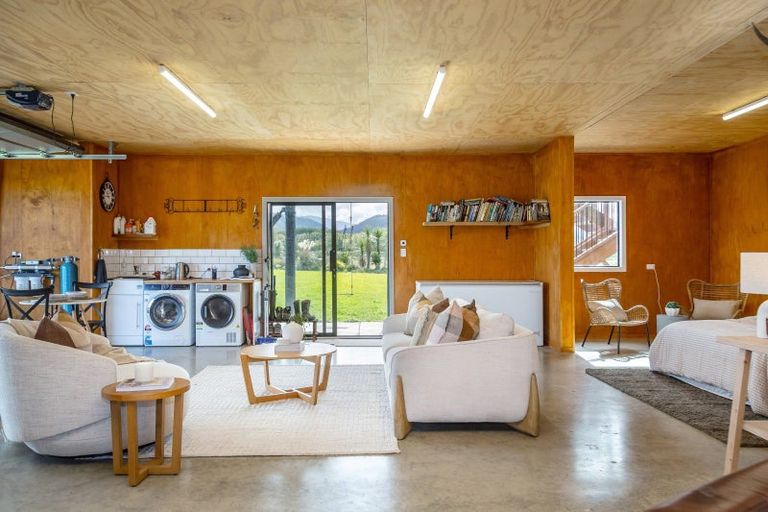 Photo of property in 50 Flax Cutter Lane, Woodside, Greytown, 5794