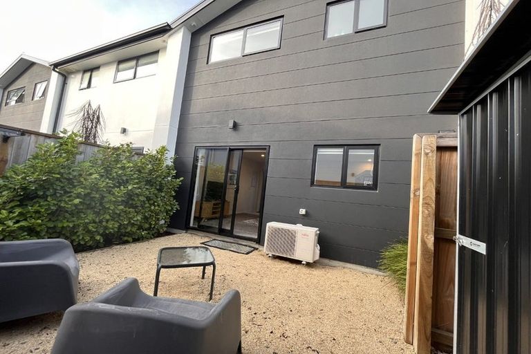 Photo of property in 2/221 Armagh Street, Christchurch Central, Christchurch, 8011
