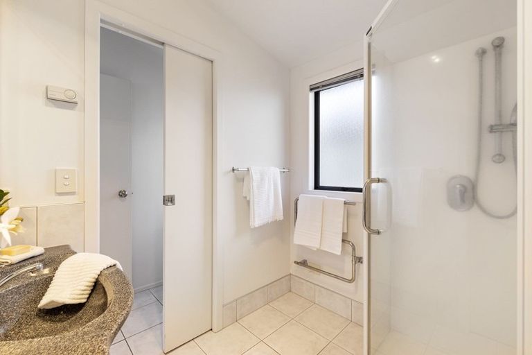 Photo of property in 2/2 Rhodes Fall, Rangatira Park, Taupo, 3330