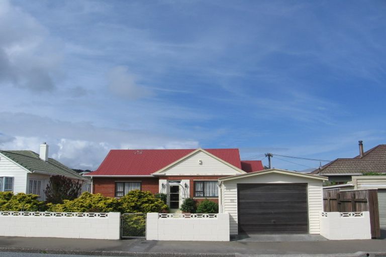 Photo of property in 19 Wayside, Miramar, Wellington, 6022