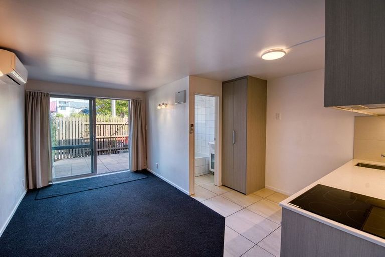 Photo of property in 2/290 Barbadoes Street, Christchurch Central, Christchurch, 8011