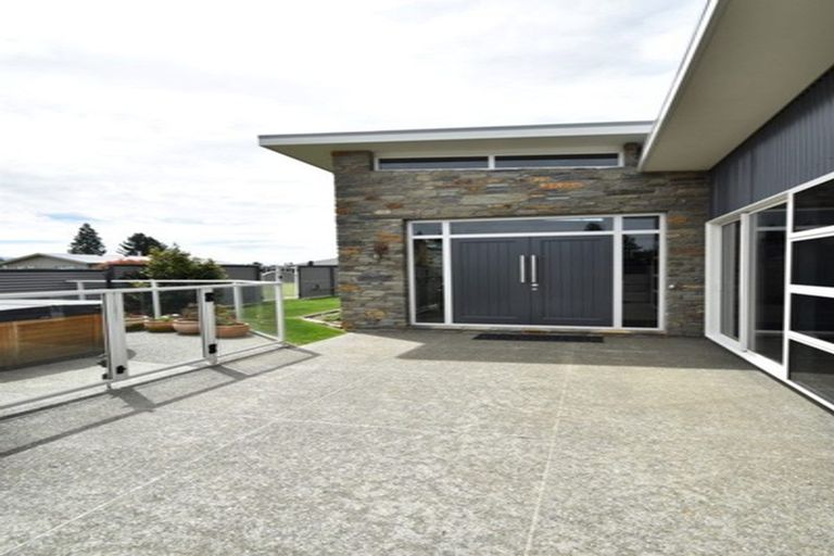 Photo of property in 31 Rhoboro Road, Twizel, 7901
