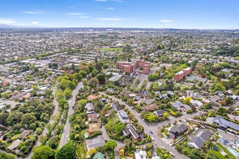 Photo of property in 19 Bengal Drive, Cashmere, Christchurch, 8022