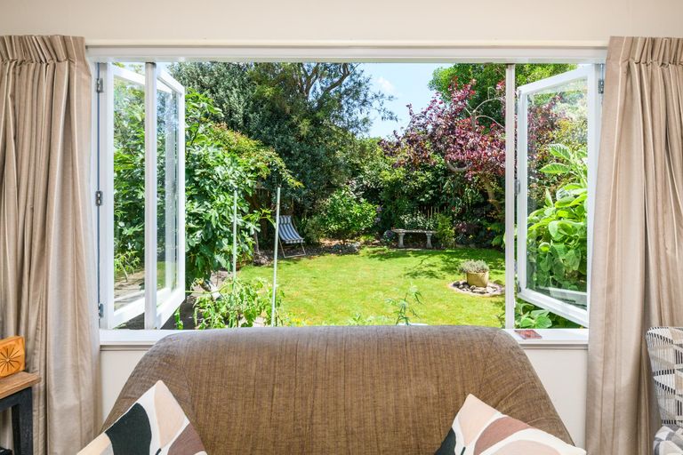 Photo of property in 518 Ruahine Street, Hokowhitu, Palmerston North, 4410