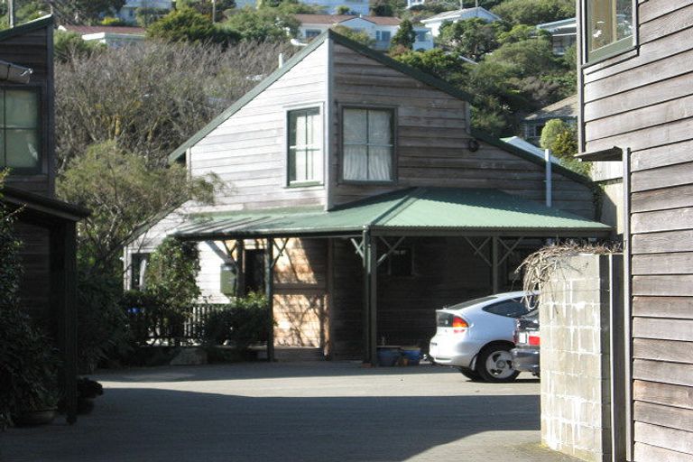 Photo of property in 13 Waikowhai Street, Ngaio, Wellington, 6035