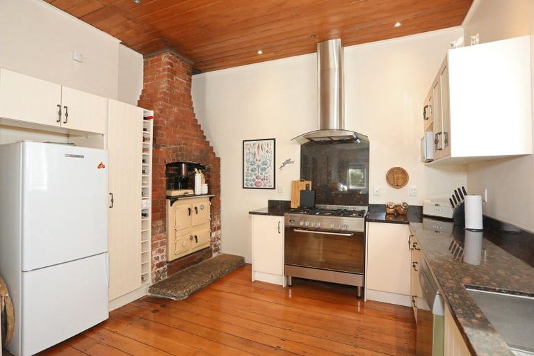 Photo of property in 55 Hawkestone Road, Marton, 4710