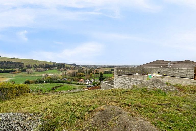 Photo of property in 48 Highcrest Heights, Westmorland, Christchurch, 8025