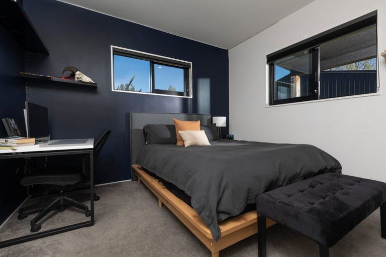 Photo of property in 5 Loach Road, Hawea Flat, Wanaka, 9382