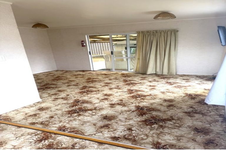 Photo of property in 17 Kohiwi Road, Manurewa, Auckland, 2102