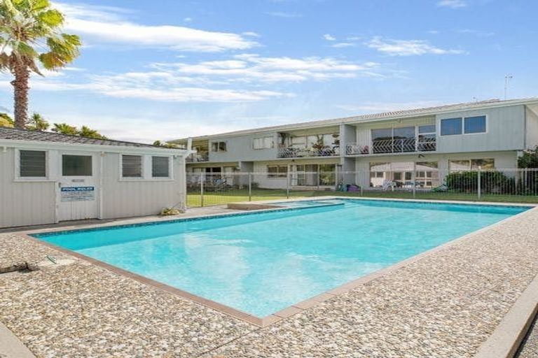 Photo of property in 3/22a Church Street, Northcote Point, Auckland, 0627