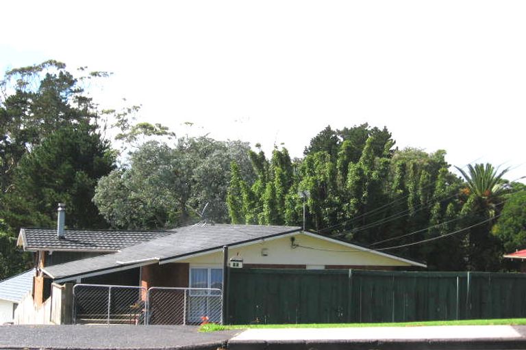 Photo of property in 50 Sunnyside Road, Sunnyvale, Auckland, 0612