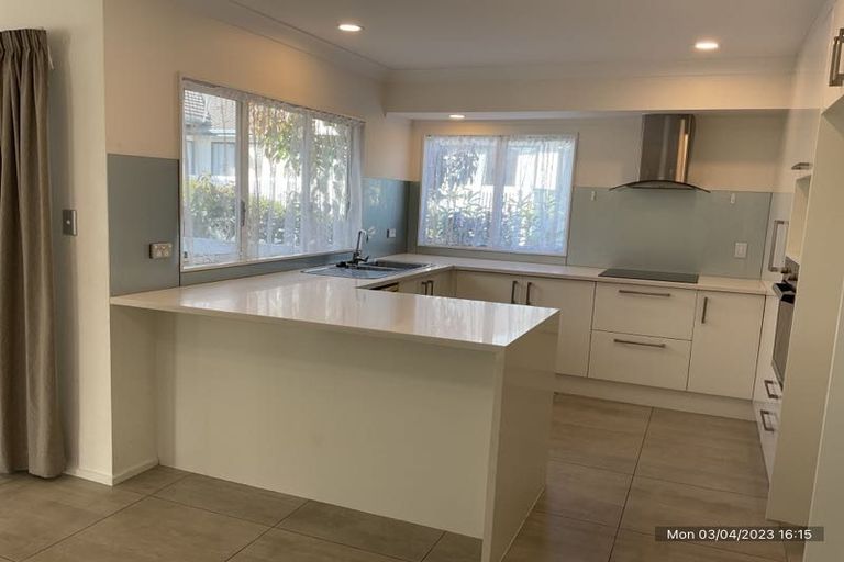 Photo of property in 40a Edendale Road, Somerville, Auckland, 2014