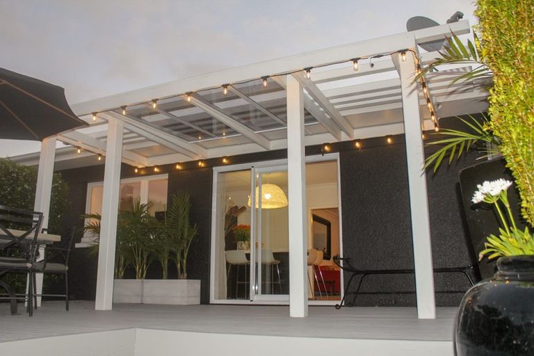 Photo of property in 293a Carrington Street, Vogeltown, New Plymouth, 4310