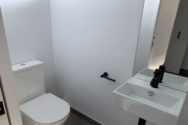 Photo of property in 7a Winton Street, St Albans, Christchurch, 8014