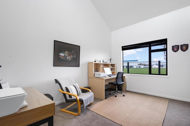 Photo of property in 19c Cooper Crescent, Cambridge, 3434