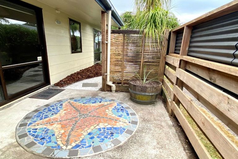 Photo of property in 93a Simpson Road, Papamoa Beach, Papamoa, 3118