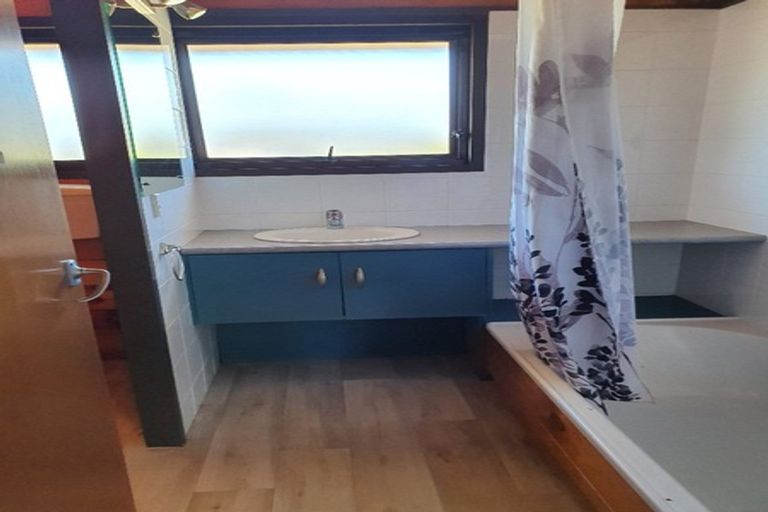 Photo of property in 48 Kowhai Street, Hamilton Lake, Hamilton, 3204