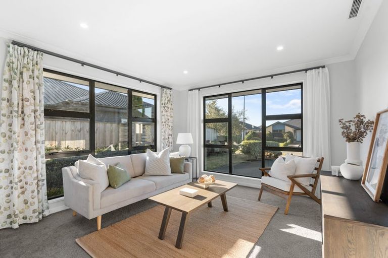 Photo of property in 32 Longcot Drive, Rolleston, 7615