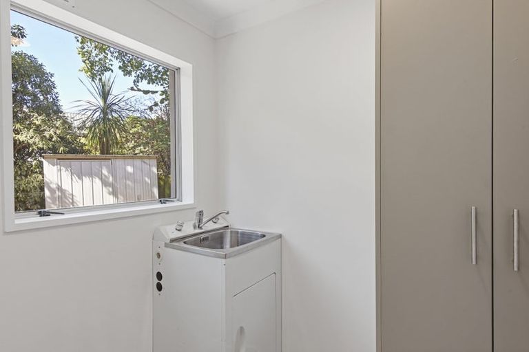 Photo of property in 11a Sequoia Place, Parklands, Christchurch, 8083