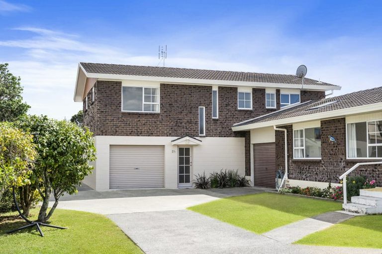 Photo of property in 21c Riverside Road, Orewa, 0931