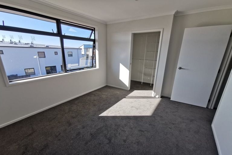 Photo of property in 46 Walter Merton Road, Hobsonville, Auckland, 0616