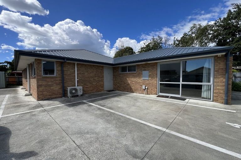 Photo of property in 55a Wharenui Road, Upper Riccarton, Christchurch, 8041