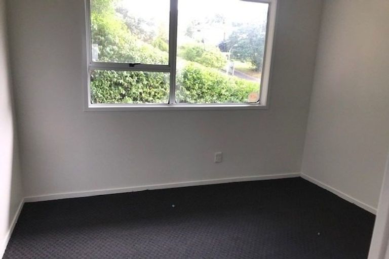 Photo of property in 20 Zingaro Place, Massey, Auckland, 0614