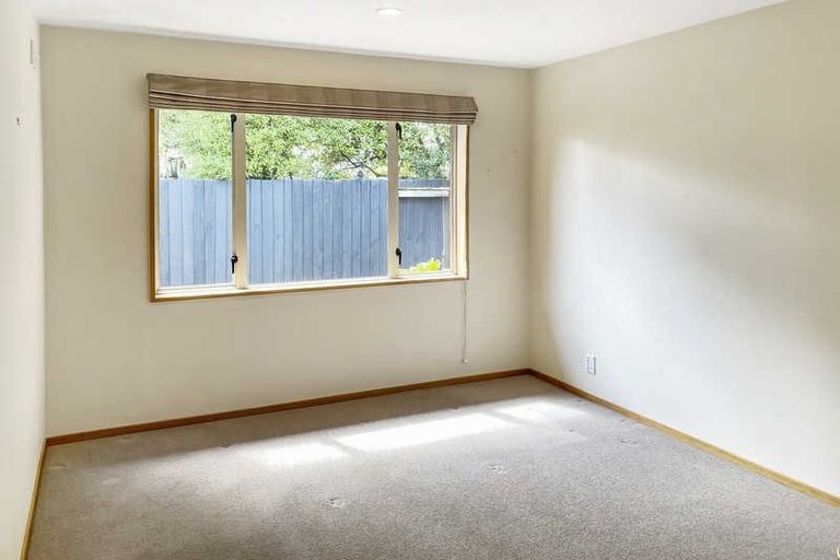 Photo of property in 24b Picton Avenue, Riccarton, Christchurch, 8011