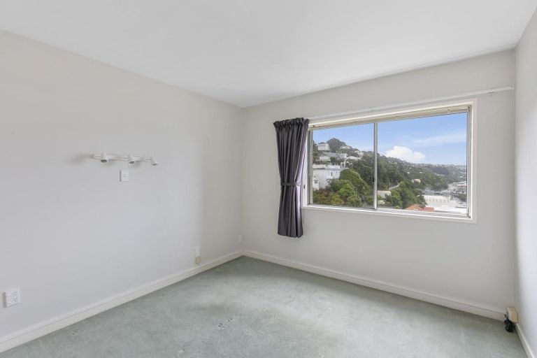 Photo of property in Mansfield Towers, 1 Grant Road, Thorndon, Wellington, 6011