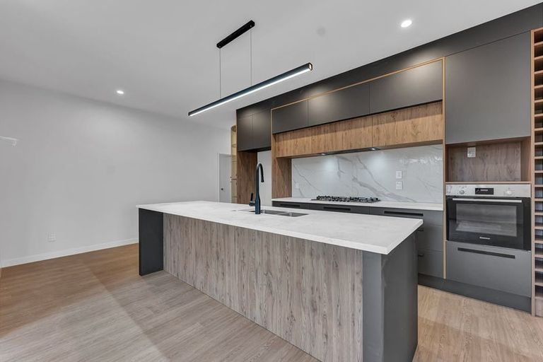 Photo of property in 15 Piedmonte Avenue, Pokeno, 2402