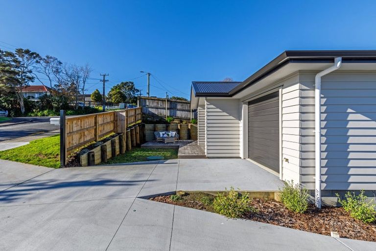 Photo of property in 36a Saffron Street, Birkdale, Auckland, 0626