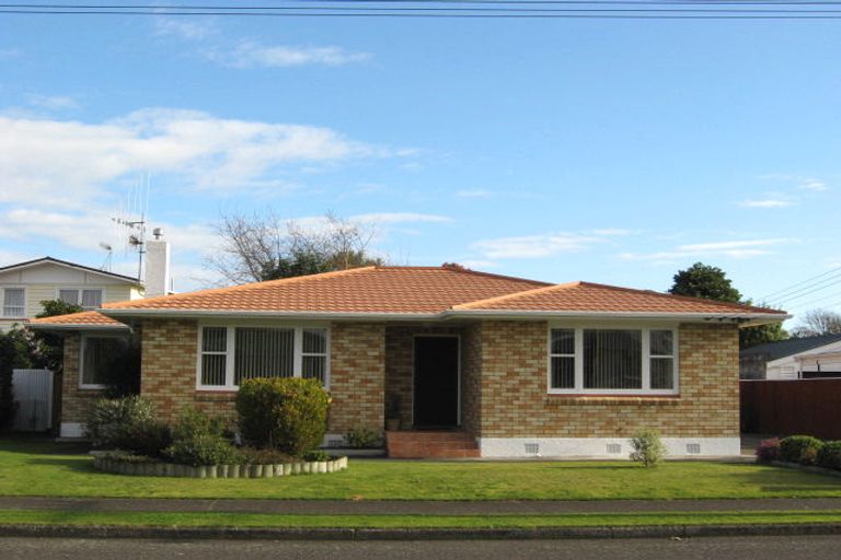 Photo of property in 26 Highbury Drive, Levin, 5510