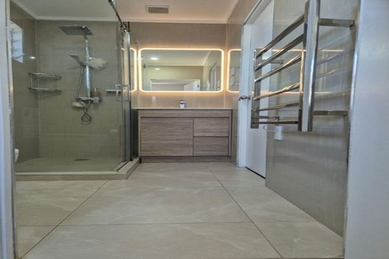 Photo of property in 45 Aarts Avenue, Manurewa, Auckland, 2102