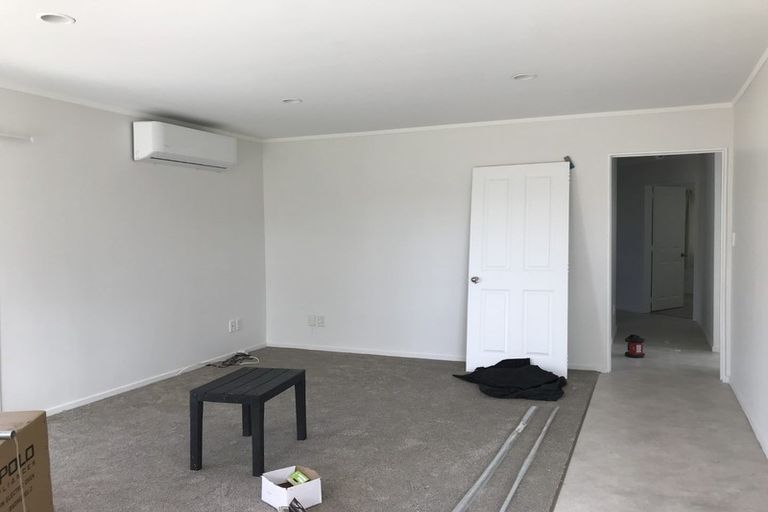 Photo of property in 47 Flat Bush Road, Clover Park, Auckland, 2023