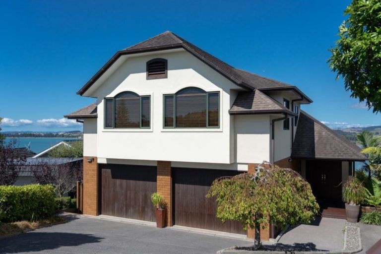 Photo of property in 27 Callender Place, Shelly Park, Auckland, 2014