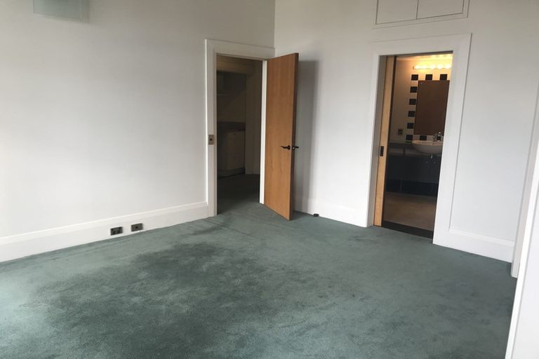 Photo of property in Dominion Apartments, 25/80 Victoria Street, Wellington Central, Wellington, 6011
