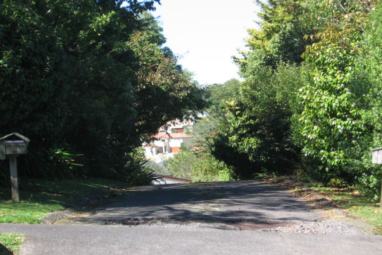 Photo of property in 11 Helvetia Drive, Browns Bay, Auckland, 0630